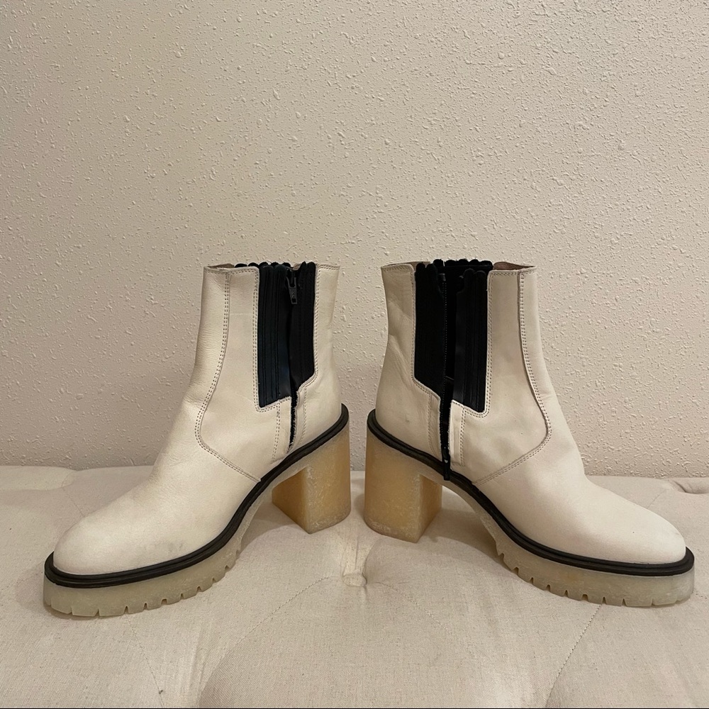 Free People James Leather Block Heel Chunky Lug Sole Chelsea Booties - Picture 2 of 8